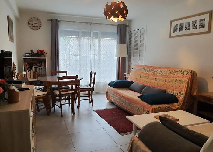 Port Vauban appartement F3 refait à neuf